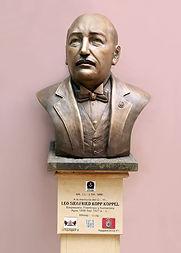 Busto del Q:.H:. Leo Siegfried Kopp Kopell